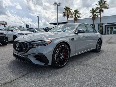 New 2026 Mercedes-Benz E 53 AMG e 4MATIC Sedan image 9