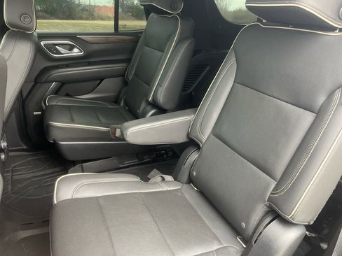 Used 2021 Chevrolet Tahoe Premier image 16