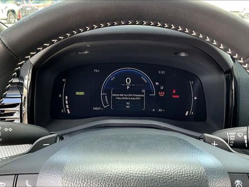 Used 2026 Toyota Camry SE image 12