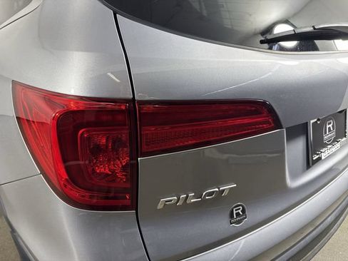 Used 2016 Honda Pilot Touring image 30