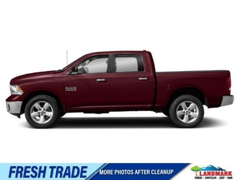 Used 2019 RAM 1500 Big Horn AWD/4WD image 1