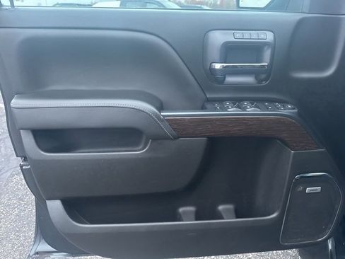 Used 2018 GMC Sierra 1500 Denali image 8