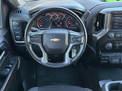 Used 2023 Chevrolet Silverado 2500 LT image 11