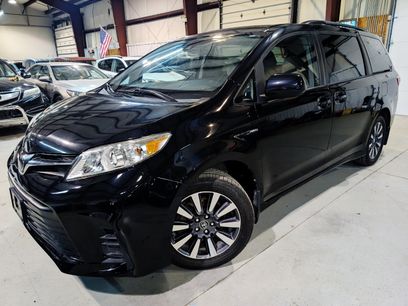 Used 2020 Toyota Sienna LE