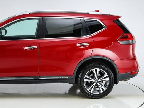 Used 2017 Nissan Rogue SL w/ SL Premium Package AWD/4WD image 5