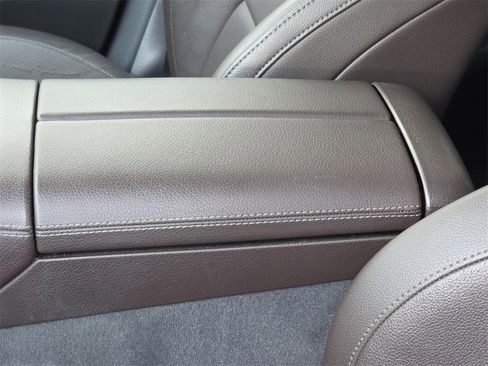 Used 2020 Mercedes-Benz GLE 350 4MATIC image 9