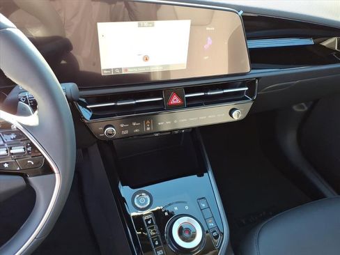 New 2025 Kia Niro Wind image 25