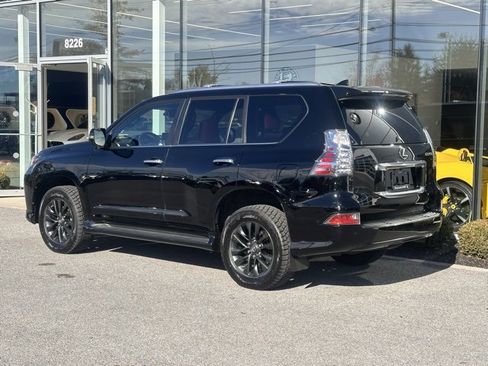 Used 2023 Lexus GX 460 Premium image 3