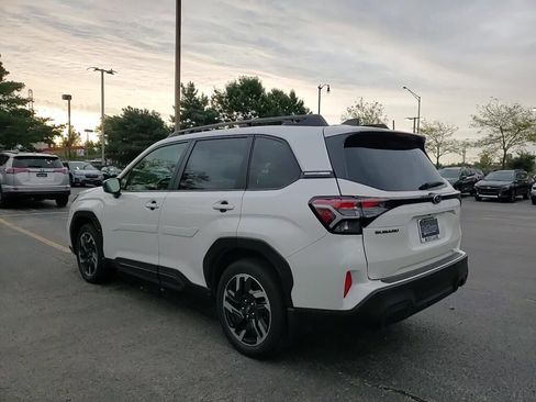 Certified 2025 Subaru Forester Limited image 6