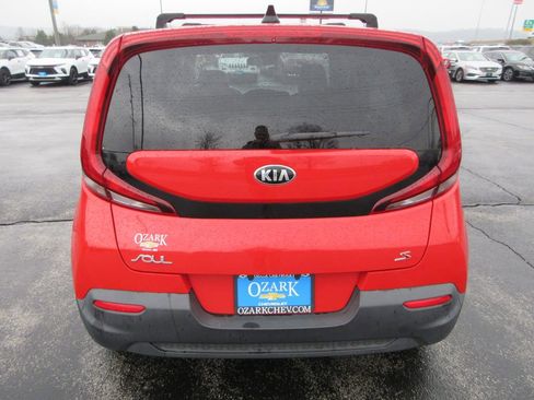 Used 2020 Kia Soul S image 4