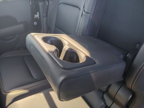 New 2025 Jeep Gladiator Sport w/ Premium Package image 29