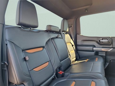 Used 2021 GMC Sierra 1500 AT4 image 29