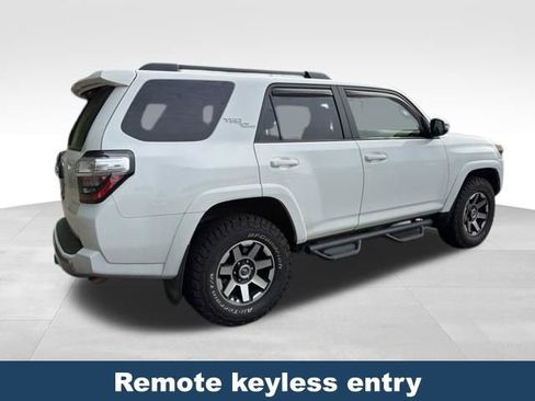 Used 2019 Toyota 4Runner TRD Off-Road Premium AWD/4WD image 6