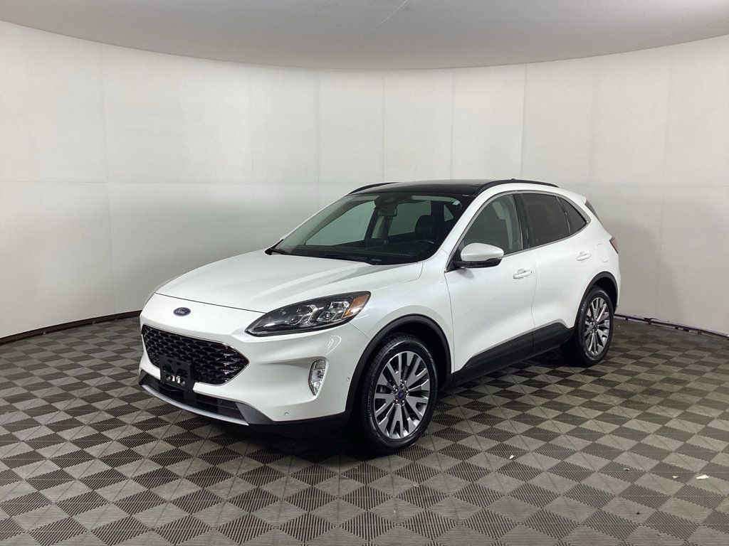 Used 2020 Ford Escape Titanium w/ Titanium Premium Package 2.0 AWD/4WD image 5