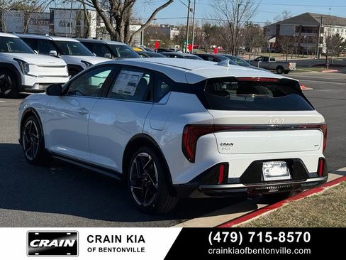 New 2026 Kia K4 GT-Line image 5