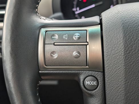 Used 2014 Lexus GX 460 Luxury AWD/4WD image 15
