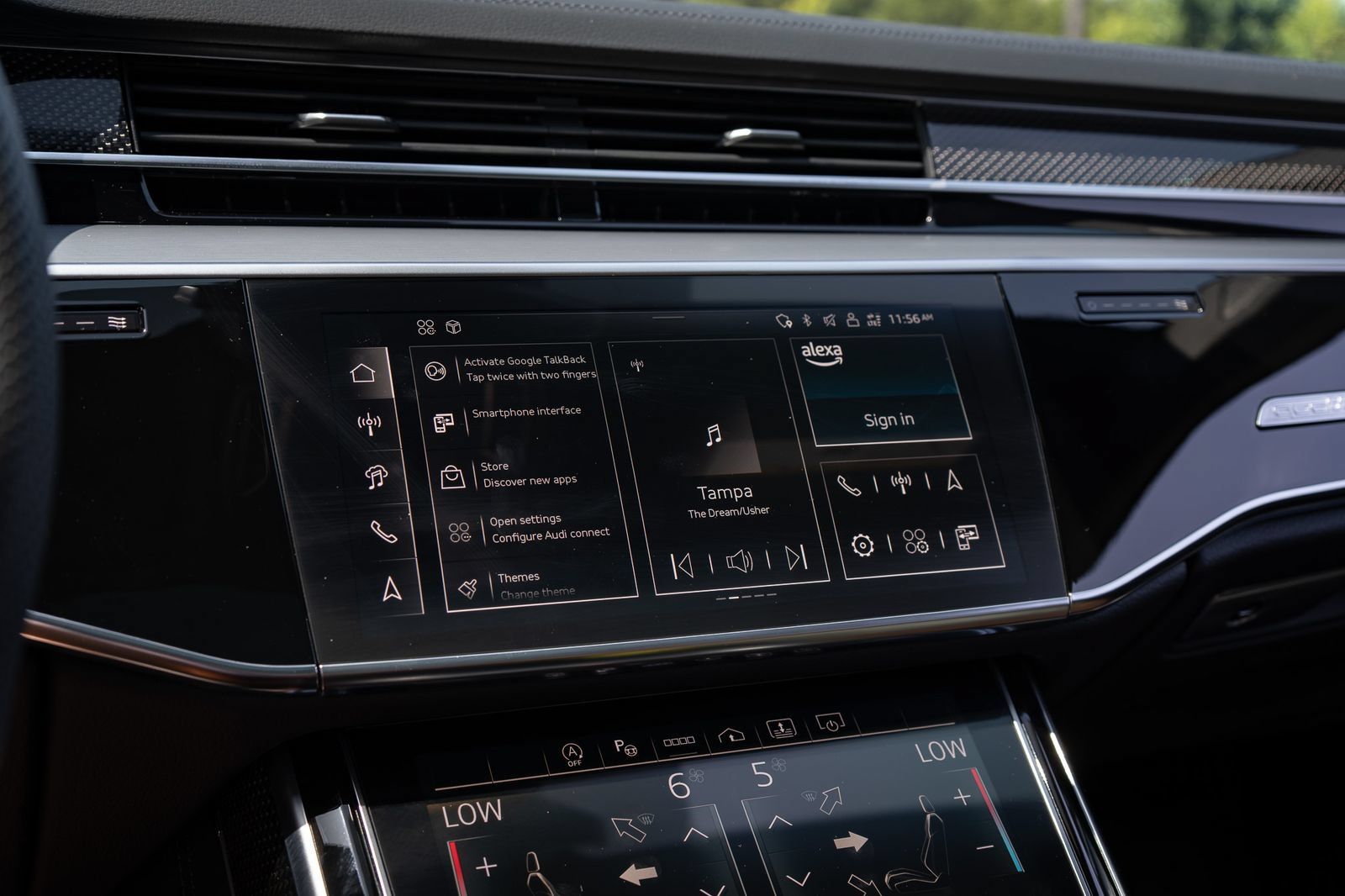 Used 2024 Audi S8 AWD/4WD image 60