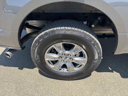 Used 2017 Ford F150 XLT w/ Equipment Group 302A Luxury image 33