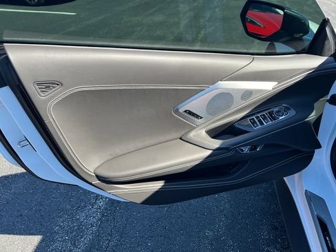 Certified 2022 Chevrolet Corvette Stingray Premium Conv w/ Z51 Performance Package RWD image 10