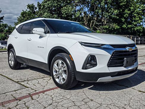 Used 2020 Chevrolet Blazer LT FWD image 1