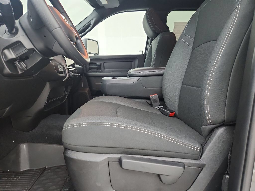 New 2026 RAM 2500 Warlock AWD/4WD image 19