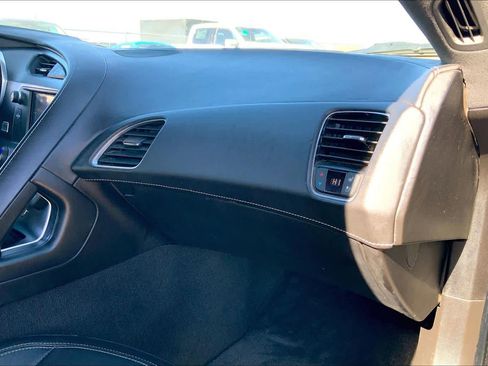 Used 2017 Chevrolet Corvette Stingray Coupe image 18