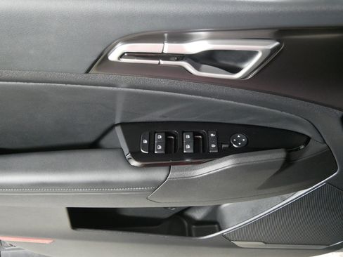 Used 2025 Kia Sportage EX w/ EX Premium Package AWD/4WD image 19