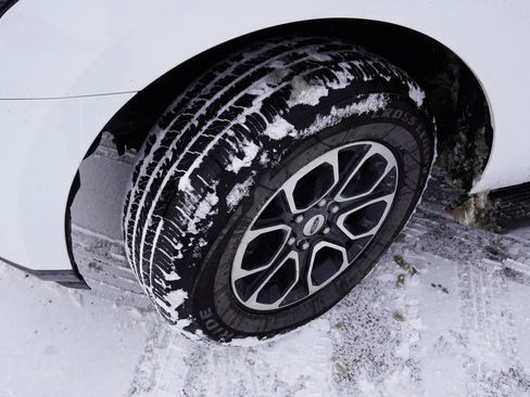 Certified 2024 Ford Expedition Max XLT image 14