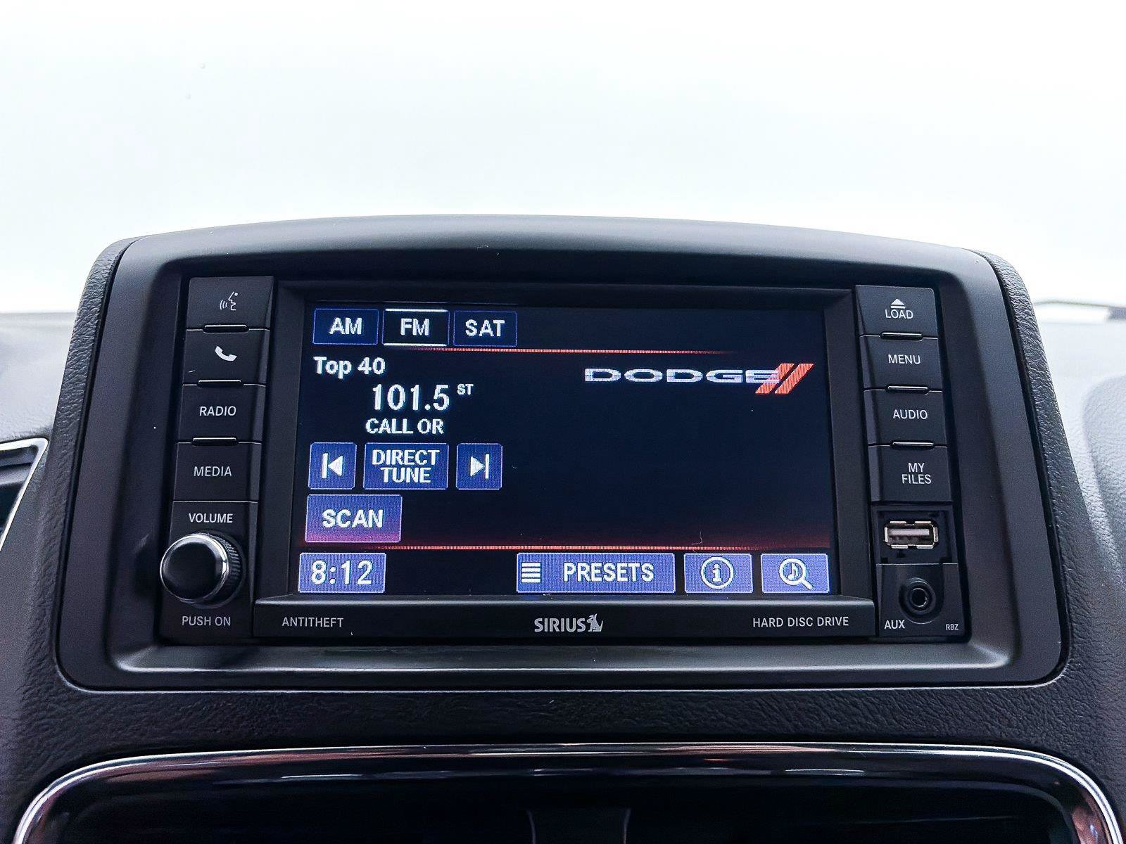 Used 2020 Dodge Grand Caravan SE FWD image 14