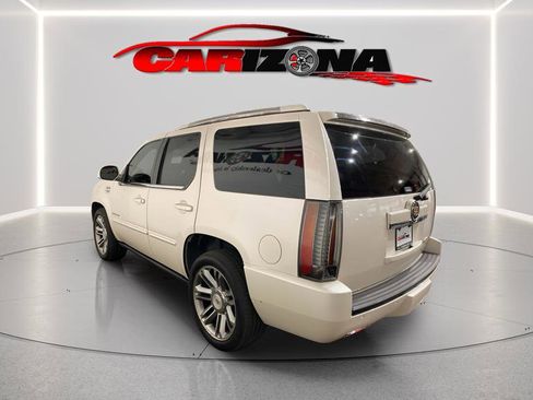 Used 2013 Cadillac Escalade Premium image 4