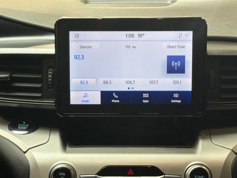 Used 2021 Ford Explorer XLT AWD/4WD image 17