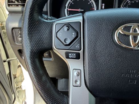 Used 2023 Toyota 4Runner Limited AWD/4WD image 17