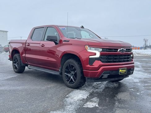 Used 2023 Chevrolet Silverado 1500 RST w/ Z71 Off-Road Package image 3
