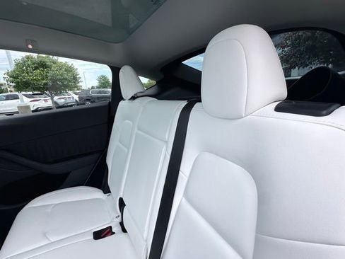 Used 2023 Tesla Model Y Long Range AWD/4WD image 20