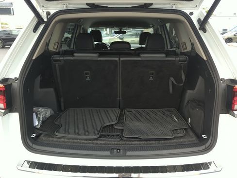 Certified 2023 Volkswagen Atlas SE FWD image 10
