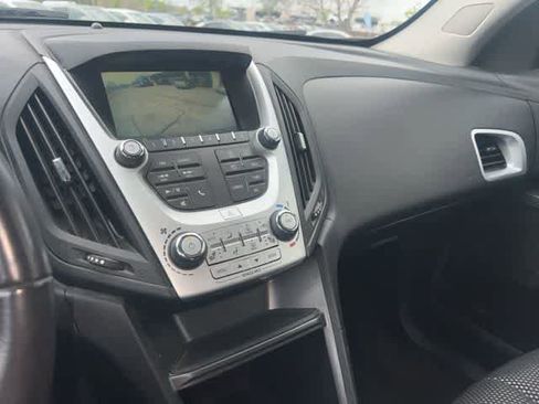 Used 2017 Chevrolet Equinox LT w/ Convenience Package image 17