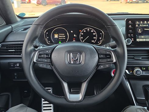 Used 2022 Honda Accord Sport image 12