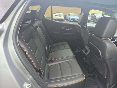 Used 2023 GMC Terrain AT4 AWD/4WD image 12
