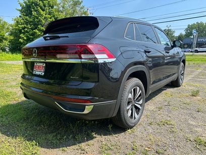 New 2026 Volkswagen Atlas Cross Sport SE