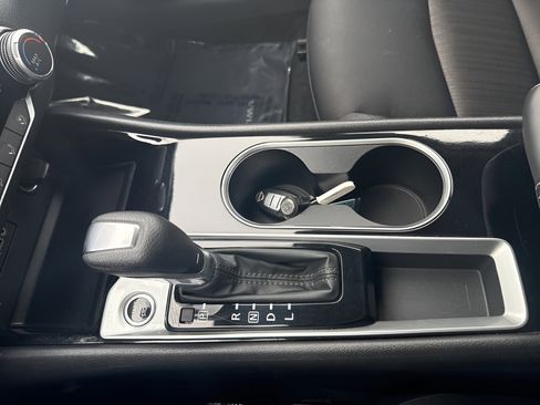 Used 2024 Nissan Altima 2.5 SV image 40