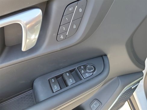 New 2026 Buick Enclave Preferred w/ Power Package image 15