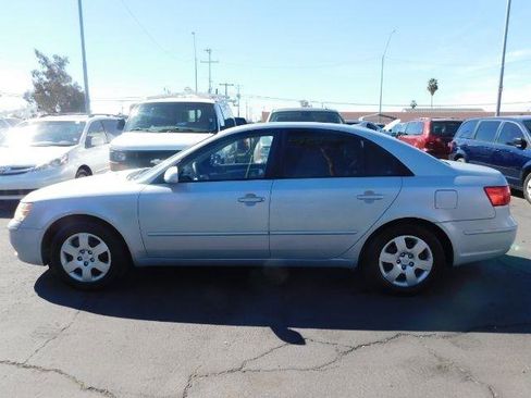 Used 2010 Hyundai Sonata GLS image 4