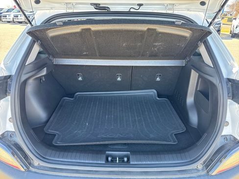 Used 2022 Hyundai Kona SEL image 5
