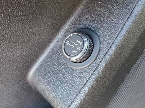 Used 2020 Chevrolet Traverse Premier w/ Redline Edition image 26