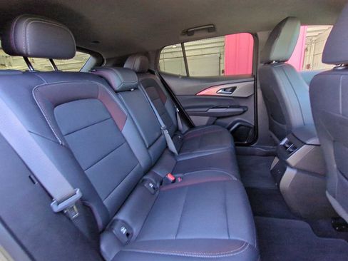 Used 2024 Chevrolet Equinox EV RS FWD image 26