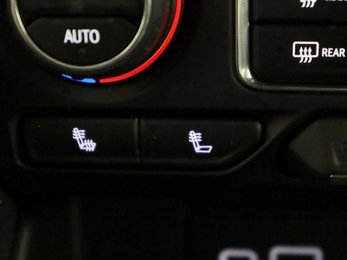 Used 2023 Chevrolet Tahoe RST image 33