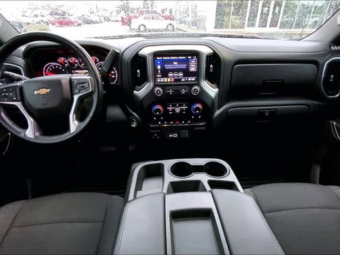 Used 2019 Chevrolet Silverado 1500 LT AWD/4WD image 14