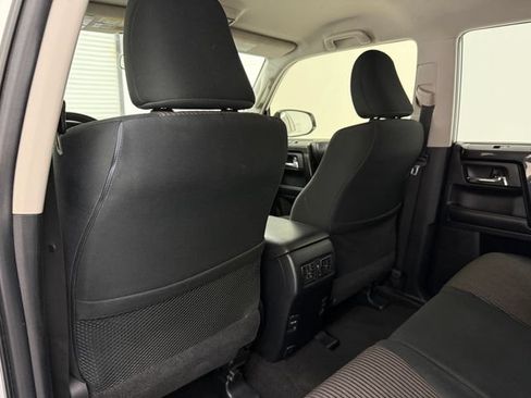 Used 2019 Toyota 4Runner TRD Off-Road AWD/4WD image 30