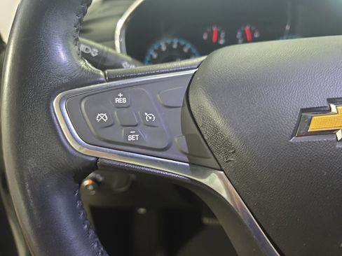 Used 2018 Chevrolet Equinox LT FWD image 14