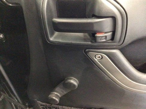 Used 2016 Jeep Wrangler Unlimited Sport AWD/4WD image 10
